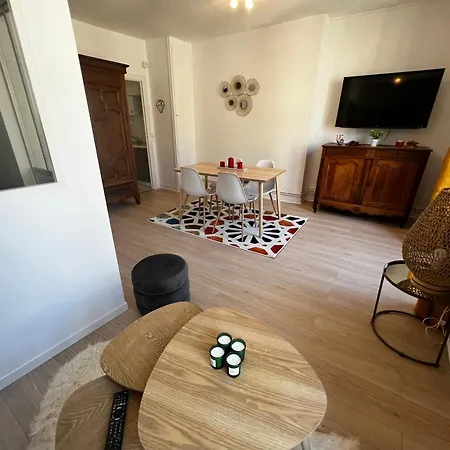 Eva Apartment